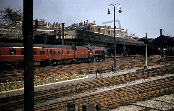46225 1960-0505 Euston