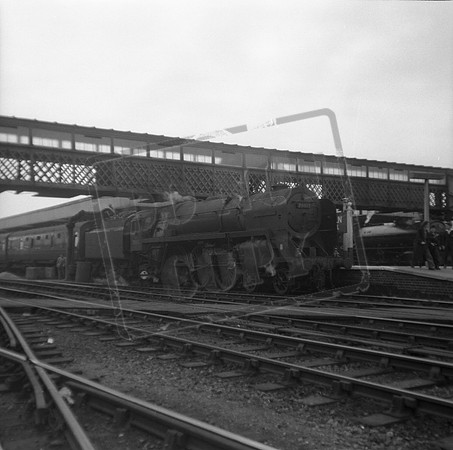 70012 1960s Lincoln Central-ROneg-1408-171