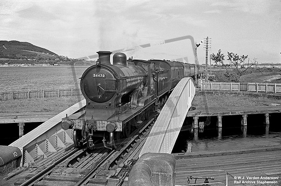 54470 1952-05-23 Clachnaharry swing bridge