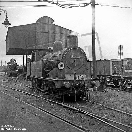 31675 1950-06-27 Tonbridge shed