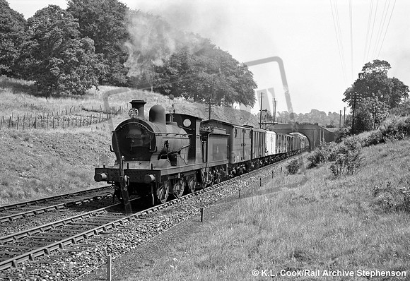 31589 1957-08-01 Sandling Junction