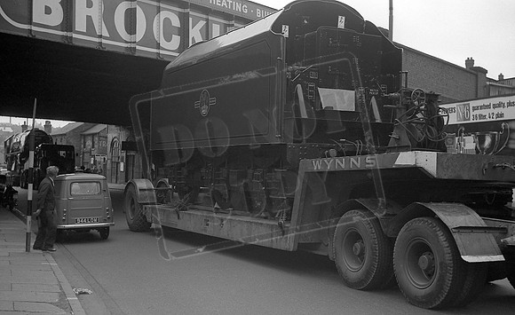 46235 1966-05-20 Birmingham streets