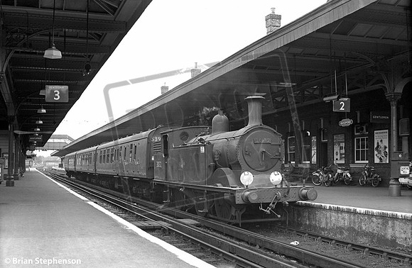 30132 1962-07-17 Guildford