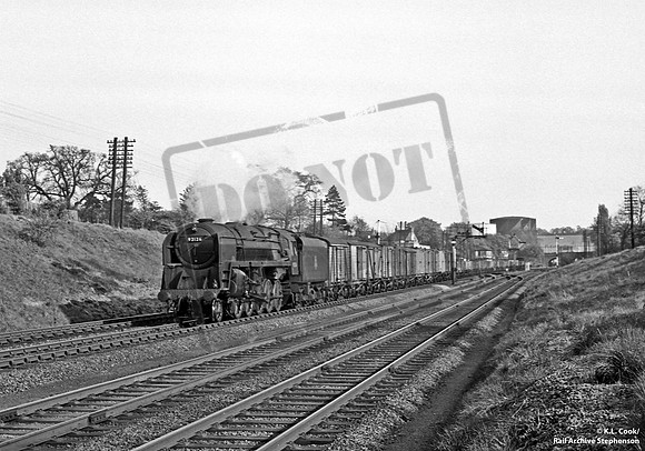92126 1957-04-20 Elstree