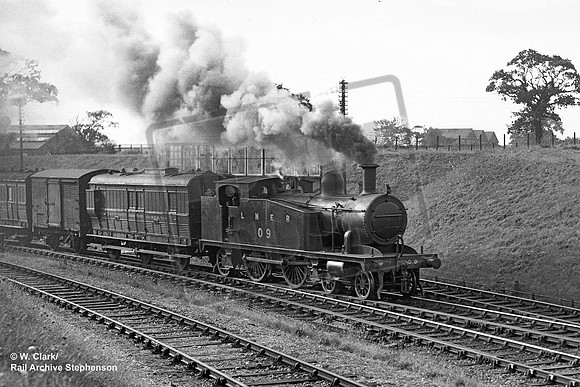 M&GN 09 1937c Melton Constable