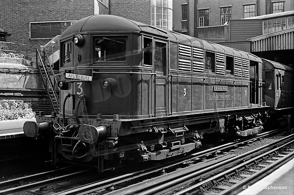 Met 3 1960-09-11 Baker Street