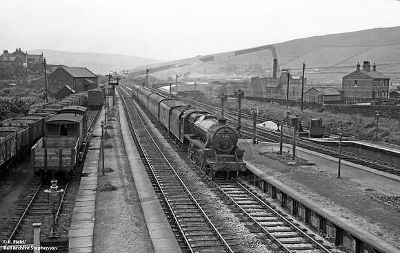 45211 1950s Diggle