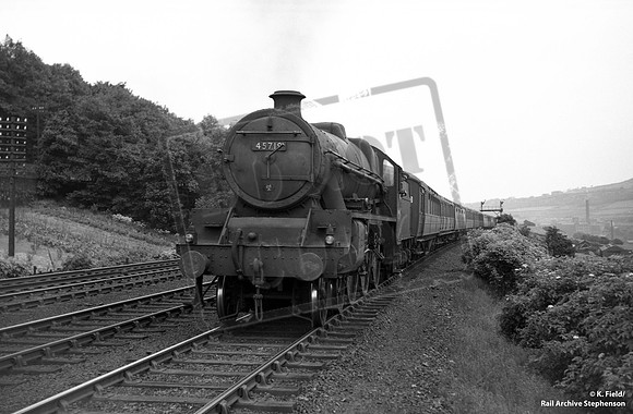 45719 1950s Slaithwaite
