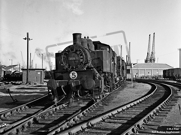 30071 1965-09-20 Southampton Old Docks