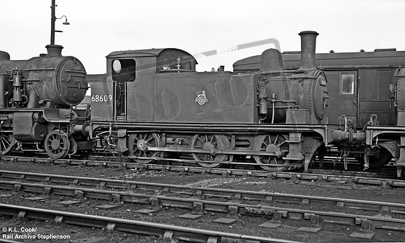 68609 1958-06-21 Cambridge shed