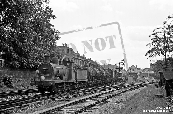 31688 1959-08-15 Kensington Olympia