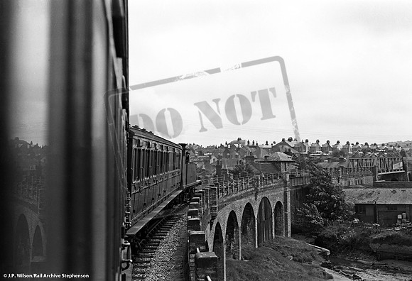 Viaduct 1952-06-02 Newport IoW