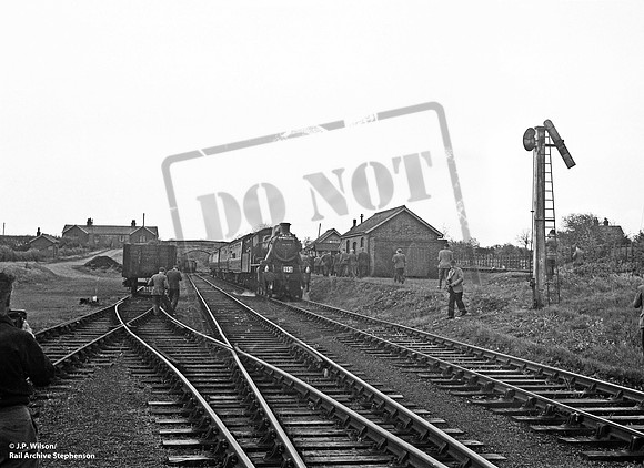 46443 1953-05-16 Waltham-on-the-Wold