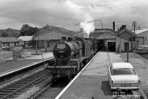 53807 1964-06-07 Glastonbury