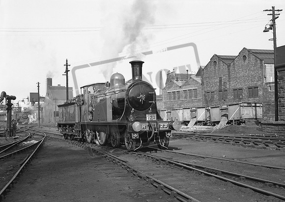 CR 123 1959 Dalry Road Shed