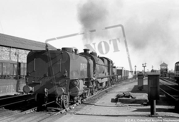 7971 1939 Kettering station