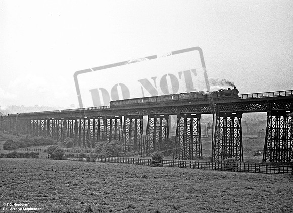 642xx 1960s Bennerley Viaduct