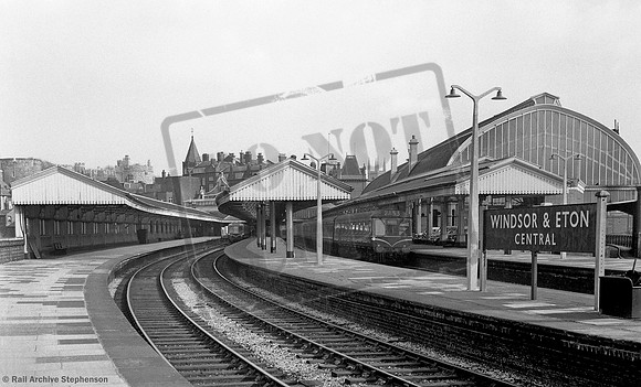Station 1960s Windsor & Eaton Central