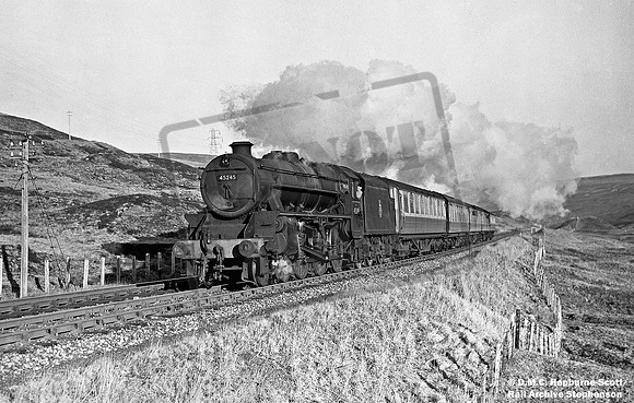 45245 1957-04-08 near Dalnaspidal