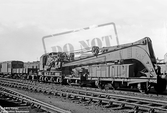 GWR Crane 16 1940s Old Oak Common