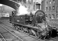 67455 1953-04-23 Aberdeen station