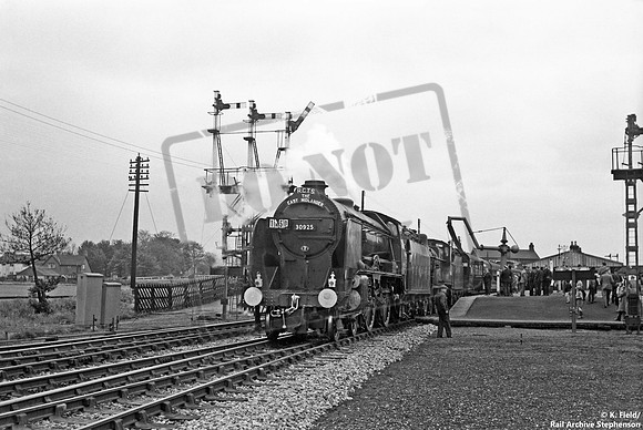 30925 1962-05-13 Church Fenton