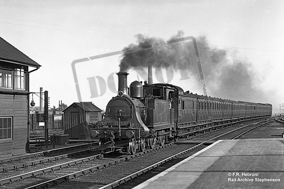 NLR 2851 1925 Wood Green
