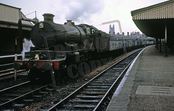 7000 1963-10-25 Gloucester