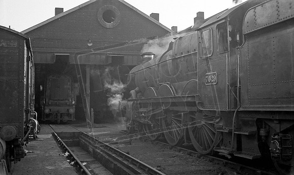 7029 1965-01-26 Gloucester Horton Road