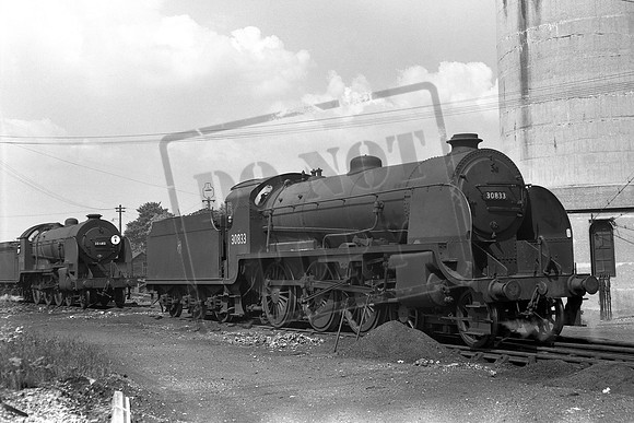 30833, 30483 1950s Eastleigh