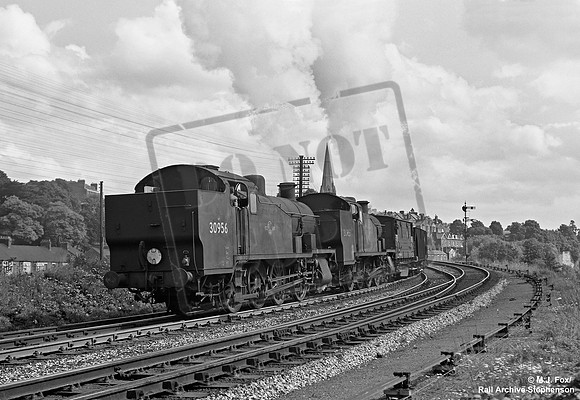 30956 1960-08-15 Exeter St Davids