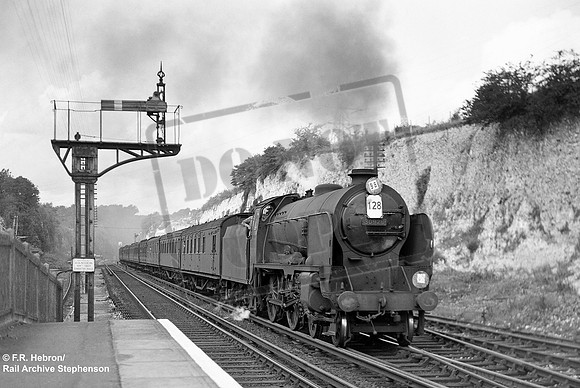 30928 1951 Knockholt