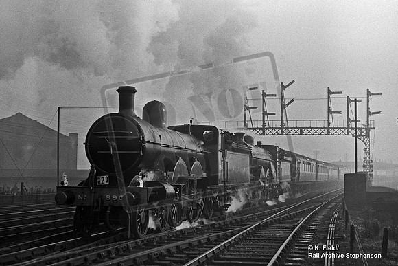 GNR 990 1953-09-27 Leeds Central