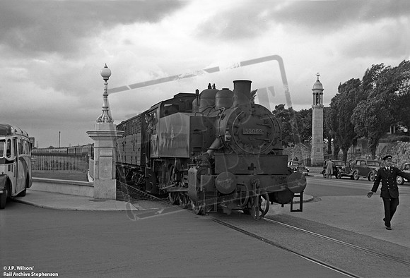 30069 1952-06-02 Southampton Docks