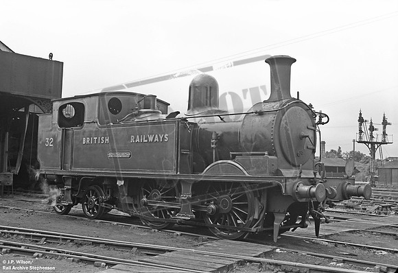 W32 1952-06-02 Newport IoW shed