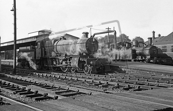 7815 1964 Gloucester station