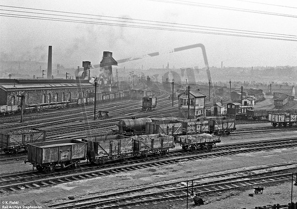 D2263 1958c Huddersfield Hillhouse Sidings