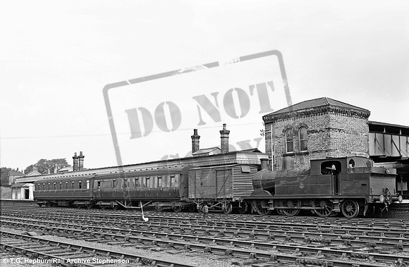 69262 1958-06-18 Essendine