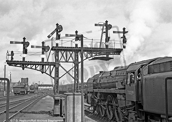 70039 1957-08-24 Cambridge   -