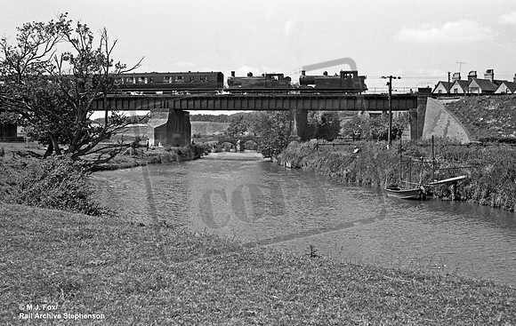 32417 1962-06-24 near Pulborough