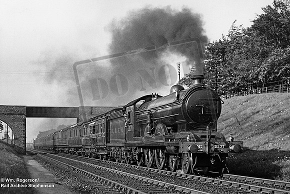 2171 1929 Croft Spa