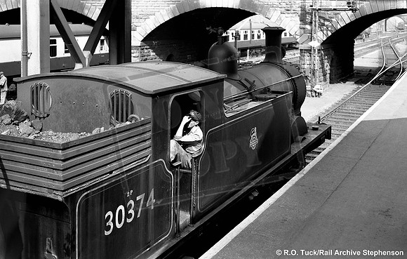 30374 1955-08-30 Exeter Central