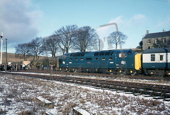 D9007 1969-01-05 Riccarton Junction