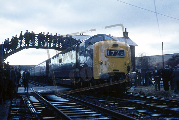 D9007 1969-01-05 Fountainhall