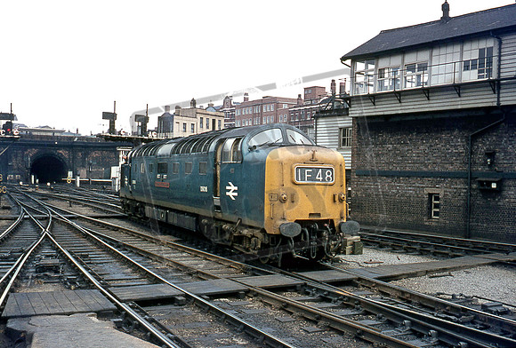 D9016 1969 Kings Cross