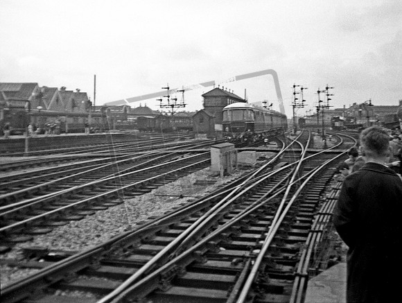 DMU E519xx 1960 Swindon station