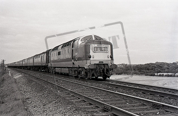 D9007 1964 Near Darlington