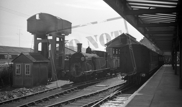 30048 1960s Seaton