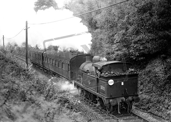 31005 1962-11 Near Three Bridges