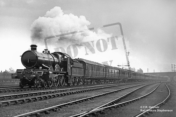 4079 1925-05 Holloway bank